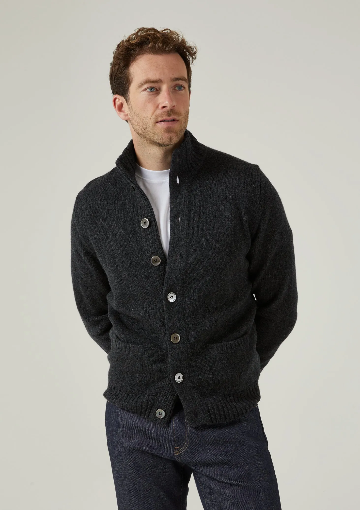 Landford Men's Lambswool Buttoned Jumper In Charcoal - Regular Fit