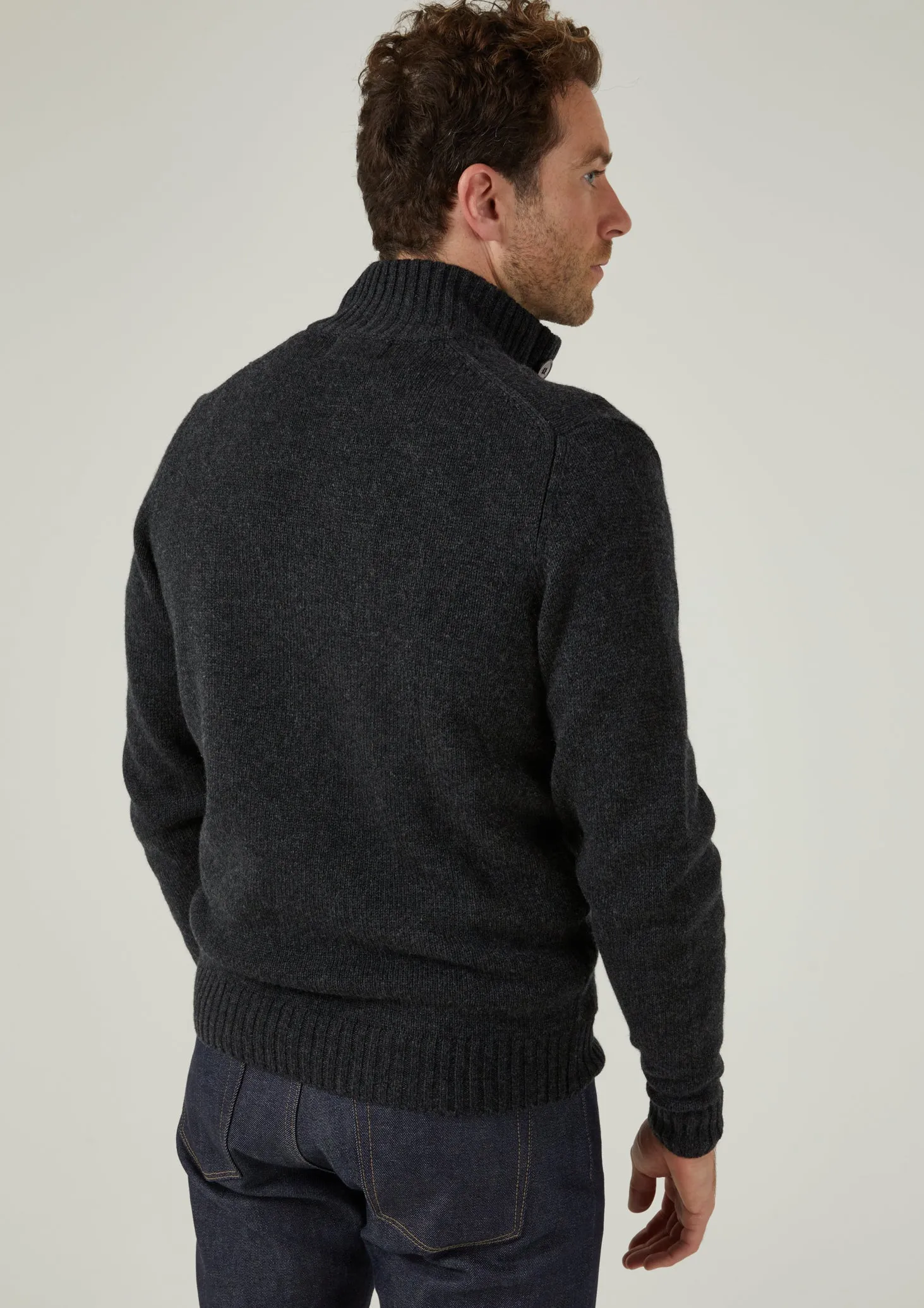 Landford Men's Lambswool Buttoned Jumper In Charcoal - Regular Fit