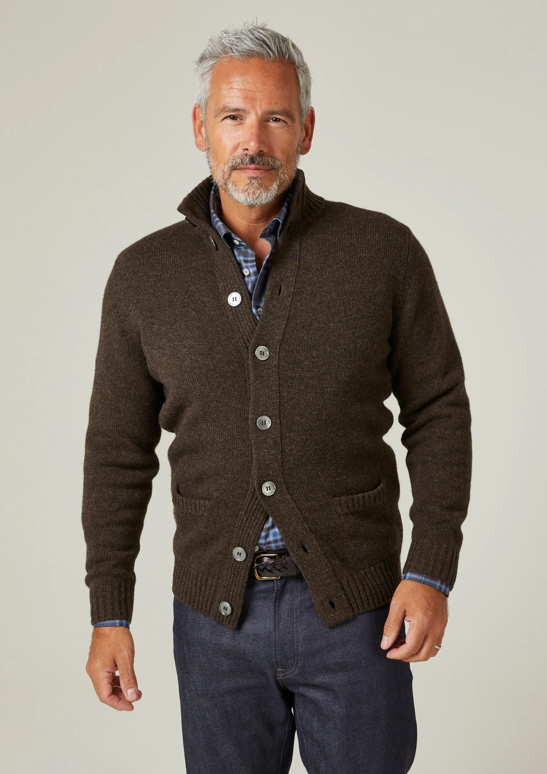 Landford Men's Lambswool Buttoned Jumper In Cocoa - Regular Fit