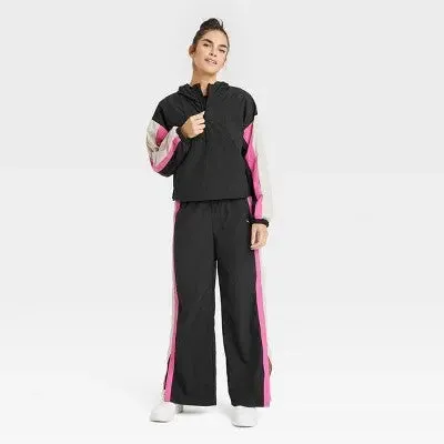 New - Joylab Women's Pullover Winter Hooded Windbreaker Jacket