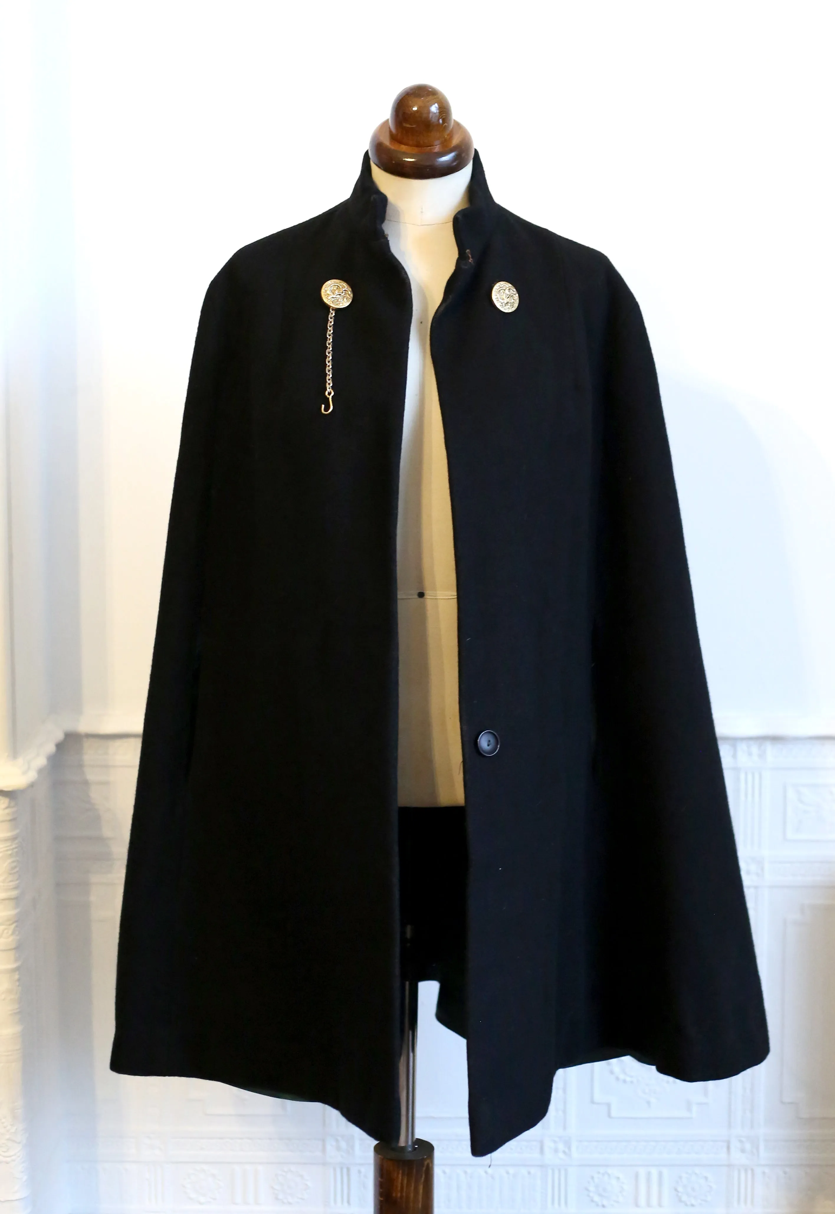 Vintage 1950s Black Wool Cape