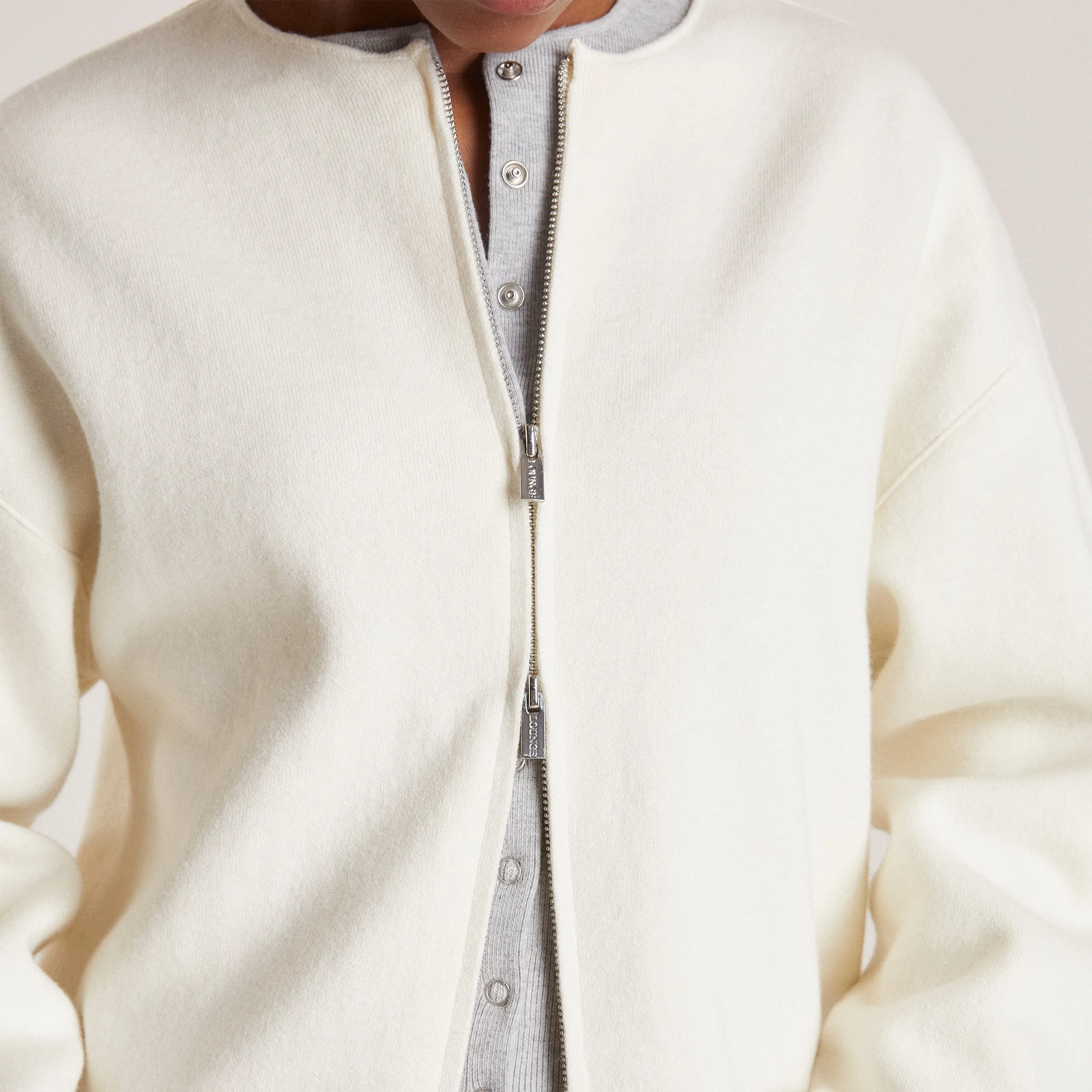 Zip-Up Cardigan - Creme